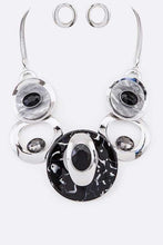 Load image into Gallery viewer, Crystal Hoops Statement Necklace Set