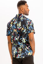 Load image into Gallery viewer, Men&#39;s Print Hawaiian Button-Down Shirt