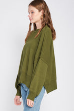 Load image into Gallery viewer, OVER FITTED LONG SLEEVE SWEATER TOP
