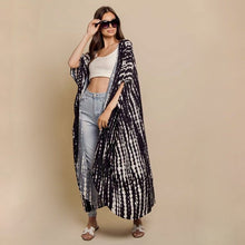 Load image into Gallery viewer, Black &amp; White Kimono