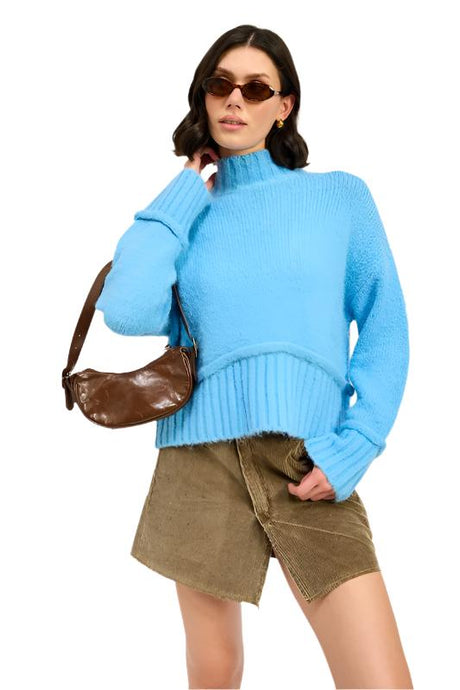 TURTLENECK BODY SWEATER