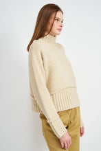 Load image into Gallery viewer, TURTLENECK BODY SWEATER