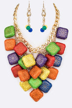 Load image into Gallery viewer, Textured Wooden Beads Statement Necklace Set