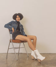 Load image into Gallery viewer, Rhinestone Fringe Boots