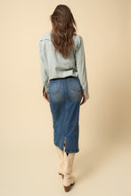 Load image into Gallery viewer, CROSSOVER MIDI SKIRT