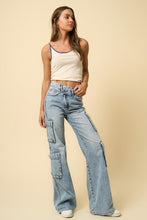 Load image into Gallery viewer, CROSSOVER RELAXED CARGO JEANS