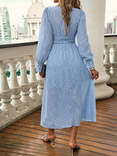 Load image into Gallery viewer, Long sleeve midi dress