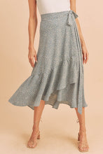 Load image into Gallery viewer, Cara Skirt
