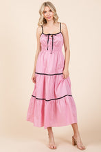 Load image into Gallery viewer, Plus Piping Detailed Midi Sundress