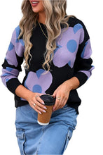 Load image into Gallery viewer, Big flower knit sweater