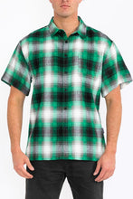 Load image into Gallery viewer, Mens Plaid Short Sleeve Flannel
