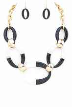 Load image into Gallery viewer, Mix Tone Resin Link Statement Necklace Set