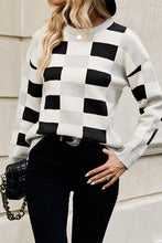 Load image into Gallery viewer, Checkered Ribbed Edge O Neck Drop Shoulder Sweater