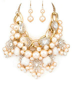Load image into Gallery viewer, Mix Pearls Statement Oversize Necklace Set