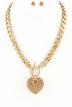 Load image into Gallery viewer, Pave Crystals Heart Pendant Necklace Set