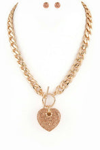 Load image into Gallery viewer, Pave Crystals Heart Pendant Necklace Set