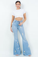 Load image into Gallery viewer, Perla Bell Bottom Jean in Light Wash