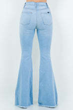 Load image into Gallery viewer, Perla Bell Bottom Jean in Light Wash