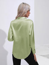 Load image into Gallery viewer, Collared Neck Buttoned Long Sleeve Shirt