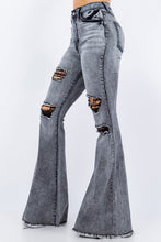 Load image into Gallery viewer, Storm Bell Bottom Jean in Grey