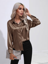 Load image into Gallery viewer, Collared Neck Buttoned Long Sleeve Shirt