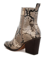 Load image into Gallery viewer, Cornus Snake Print Ankle Boots