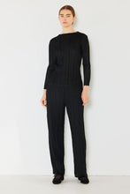 Load image into Gallery viewer, Pleated Long Sleeve Boatneck Top