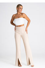 Load image into Gallery viewer, Spodnie Damskie Model M955 Beige - Figl